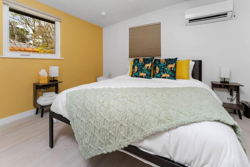 Smart Bungalow: 10-Min To Uf, Central Location Gainesville Buitenkant foto