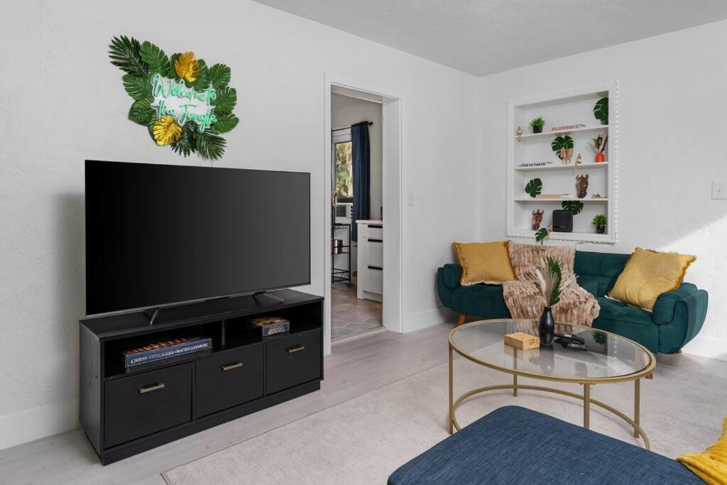 Smart Bungalow: 10-Min To Uf, Central Location Gainesville Buitenkant foto